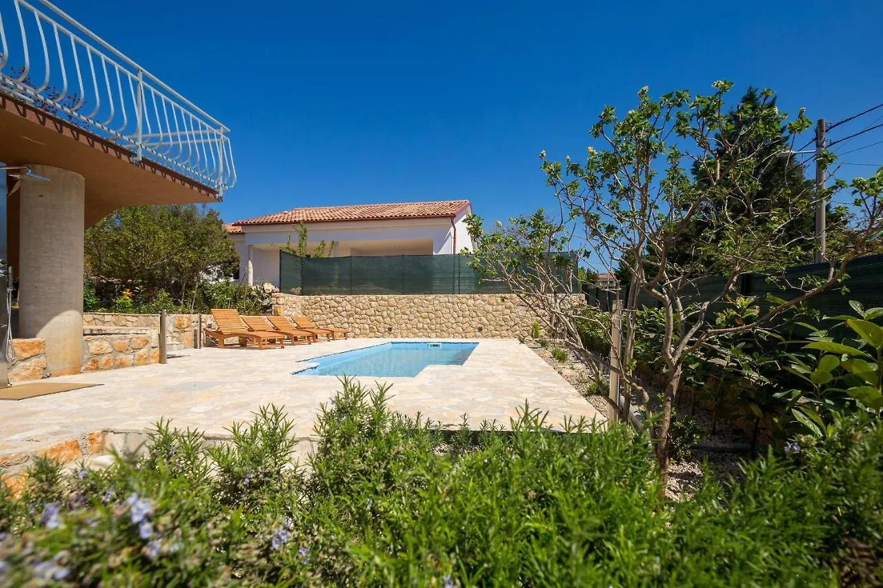 Holiday Home Michael Pinezici  Croatia
