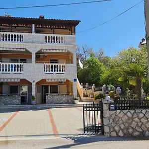 Nef Apartman